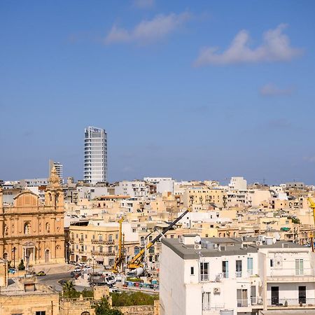 F11 Room 3, Private Room Two Single Beds Shared Bathroom In Shared Flat Msida Extérieur photo