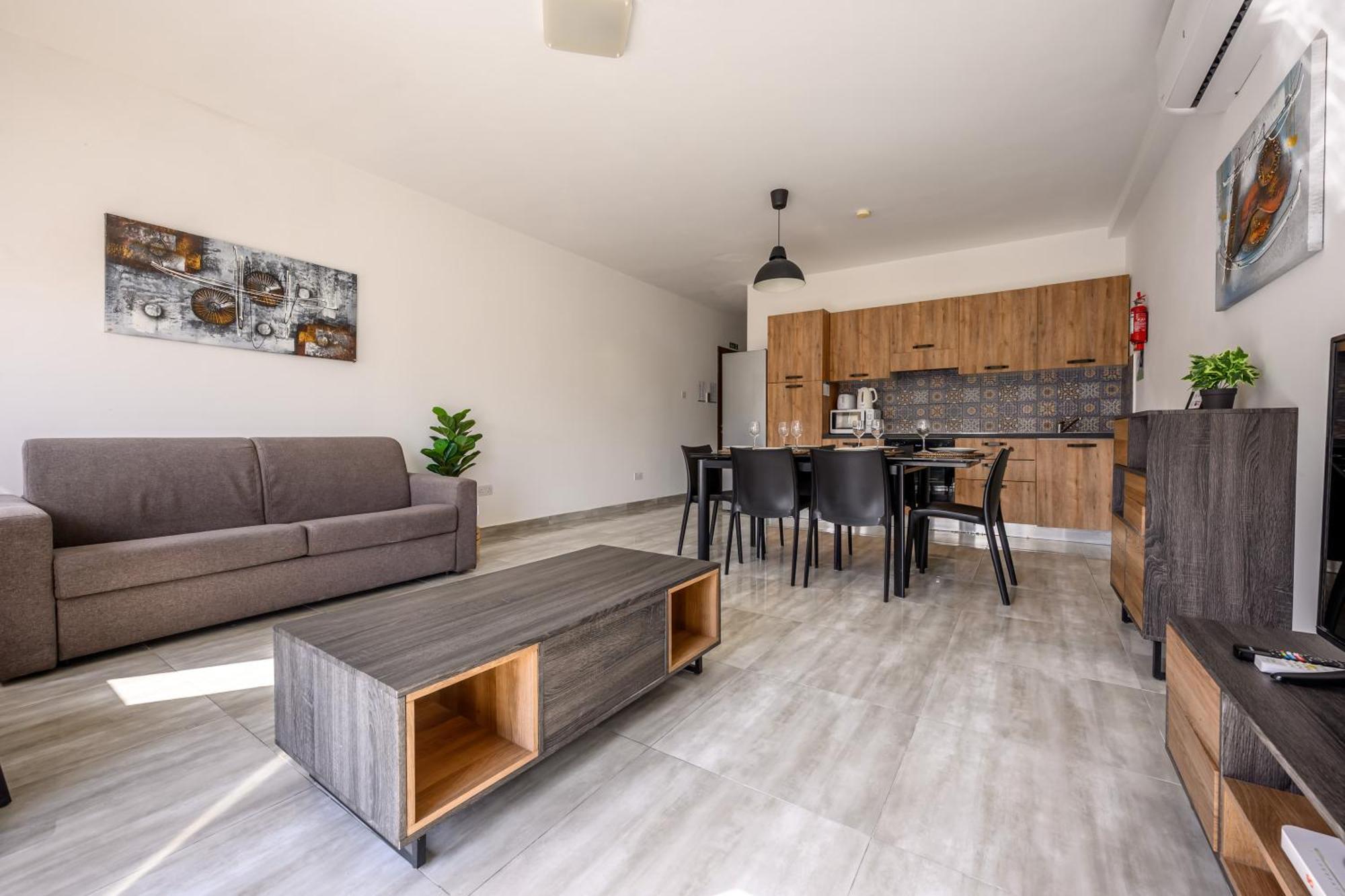 F11 Room 3, Private Room Two Single Beds Shared Bathroom In Shared Flat Msida Extérieur photo